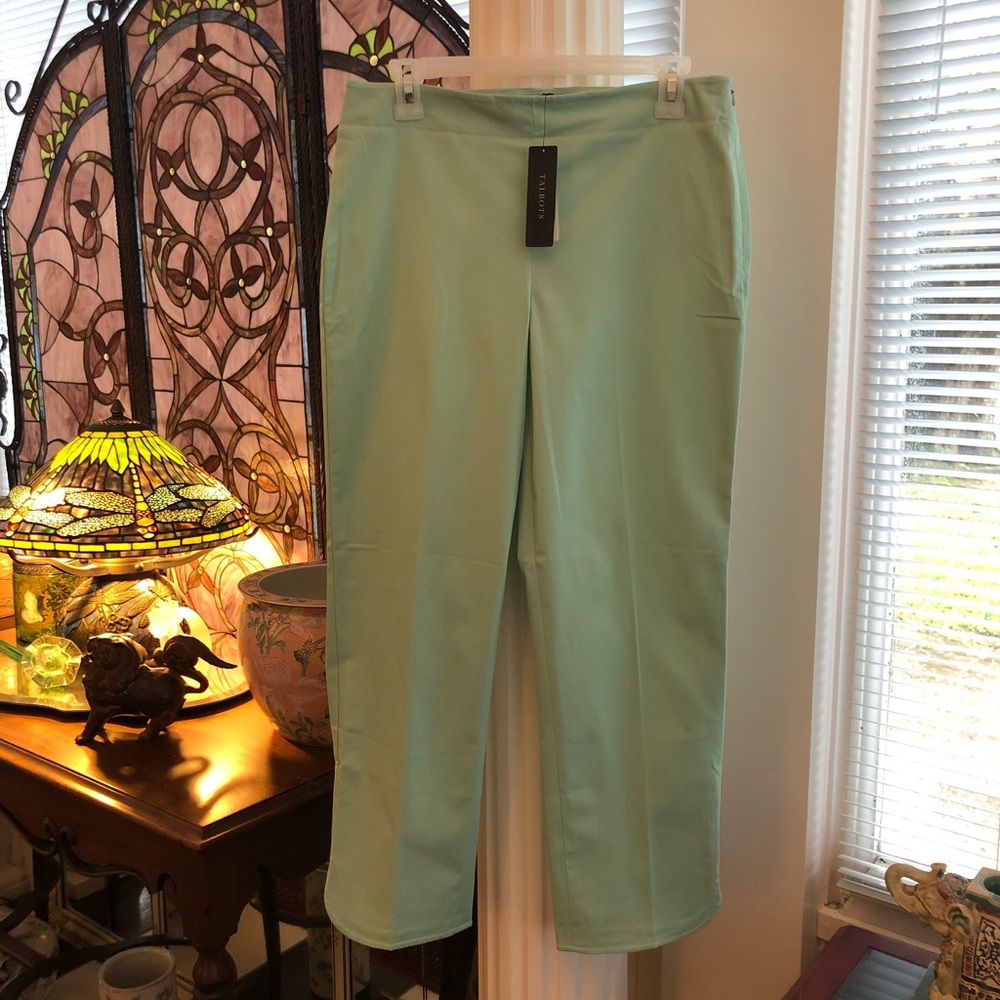 💚Beautiful Green Talbots Pants💚